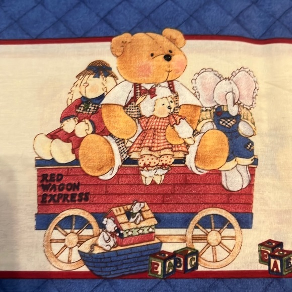 Vintage 1999 Sewing Fabric Daisy Kingdom #1810 Red Wagon Express 45” Bumper 2yds - Picture 3 of 8